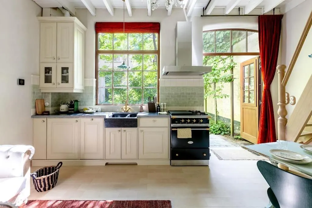 فيلا Carriage House In Quiet Ecological Garden أنتويرب بلجيكا